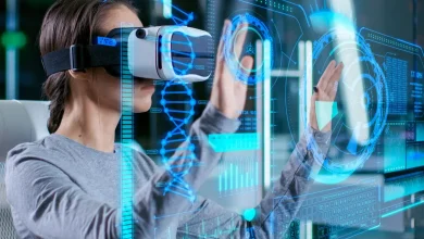 بين الوقع الافتراضي والواقع المعزز