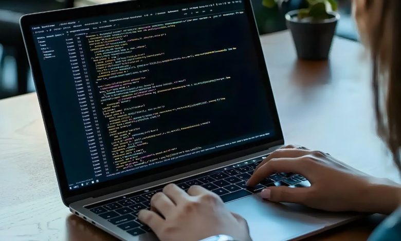 تعلم لغات البرمجة بواسطة الذكاء الاصطناعي