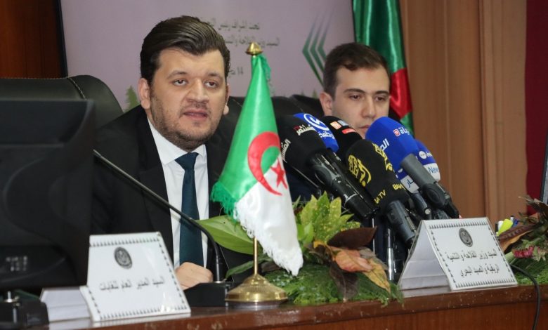 ياسين المهدي وليد يعلن منظومة رقمية لاستباق حرائق الغابات في الجزائر باستخدام الطائرات المسيّرة