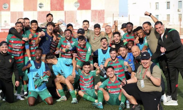 مولودية الجزائر تقترب من حسم اللقب