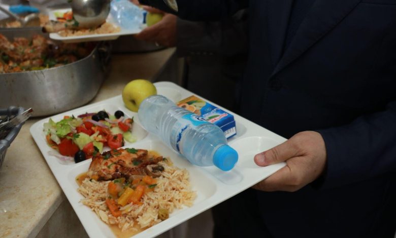 الحجز الإلكتروني للوجبات الجامعية