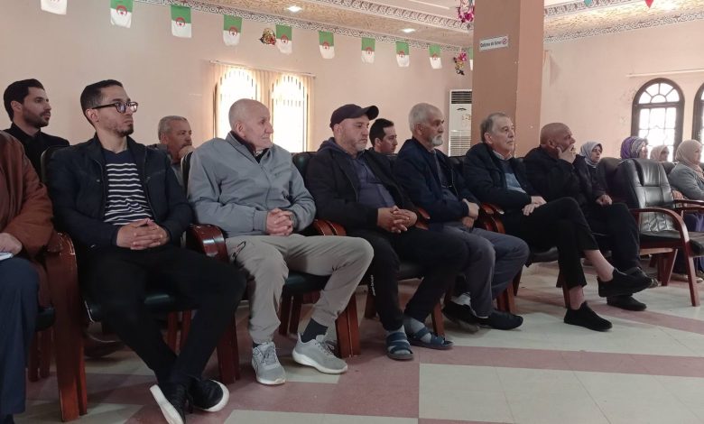 الحج والعمرة : دورة إرشادية لتعزيز وعي الحجاج والمعتمرين بمناسكهم