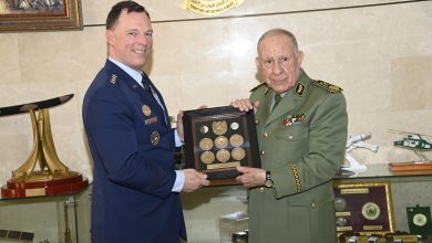 الفريق أول "شنقريحة" يستقبل قائد "أفريكوم"