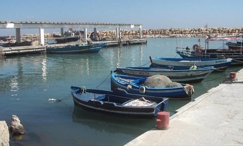 صيادون في موانئ وهران ضمن دراسة حول الصحة النفسية والاجتماعية