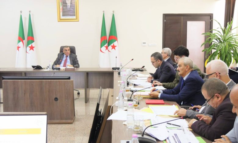 وزير الأشغال العمومية والمنشآت القاعدية