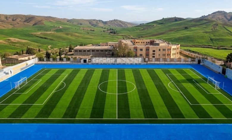 تهيئة ملاعب رياضية بحلة جديدة