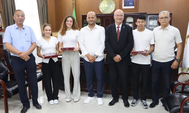 ذهبيات إفريقية تُعيد طلبة جامعة تلمسان إلى قاعة التكريم