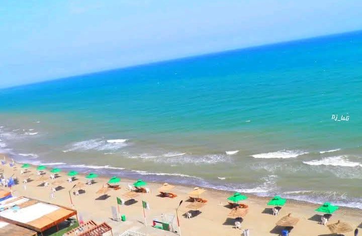 شاطئ أرسوناريا بالقلتة الساحلية بالشلف